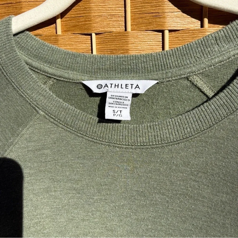 Athleta Green Sweater Women's Small TALL - Picture 4 of 6